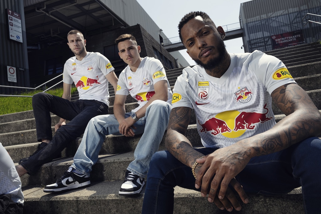 Every home shirt a unique item - FC Red Bull Salzburg